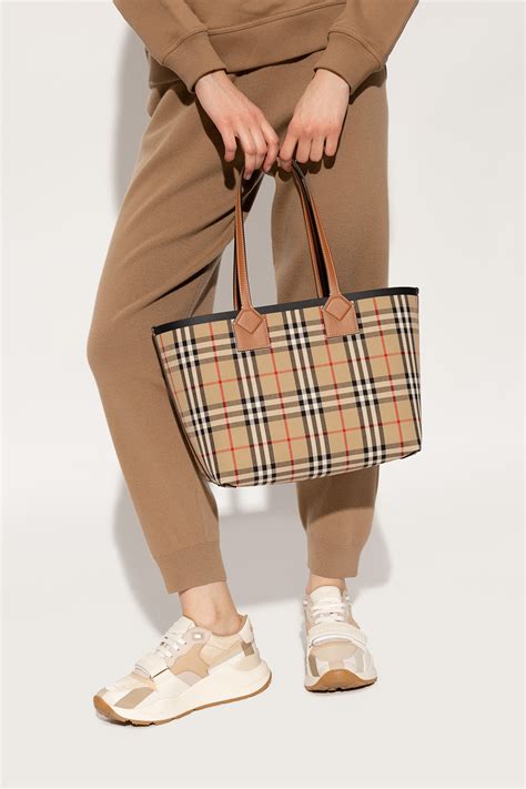 burberry her shoppers|pictures of burberry handbags.